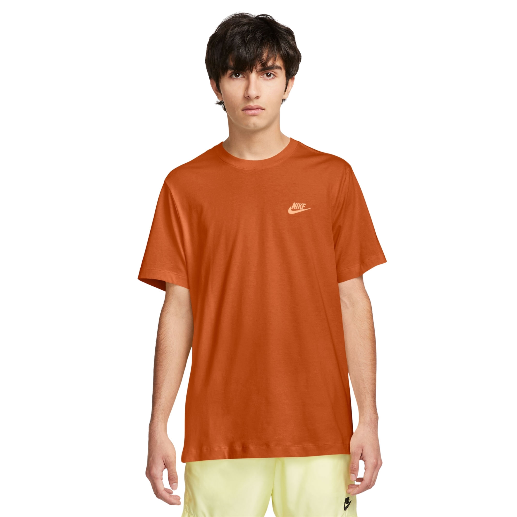 Camiseta Nike Sportswear Club Tee Masculina - Laranja